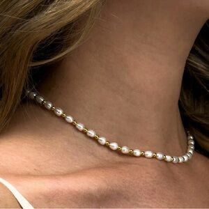 Oshena designer beachwear Aurea Pearl and Gold Necklace